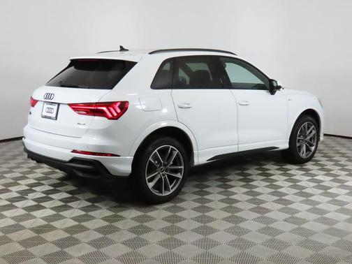 2025 Audi Q3 45 S line Premium Plus