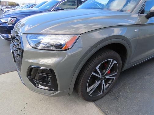 2025 Audi Q5 45 S line Premium Plus