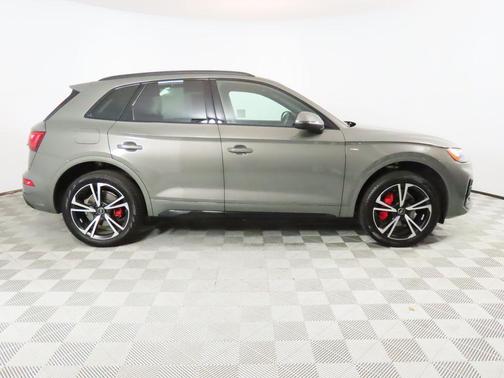 2025 Audi Q5 45 S line Premium Plus