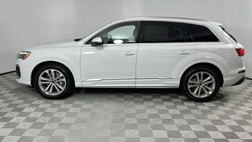 2025 Audi Q7 55 Prestige