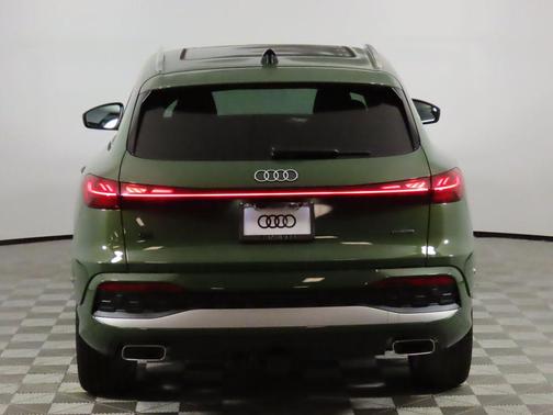 2025 Audi Q5 Prestige TFSI quattro S tronic