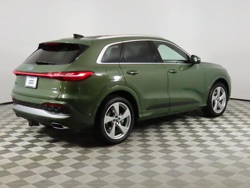 2025 Audi Q5 Prestige TFSI quattro S tronic