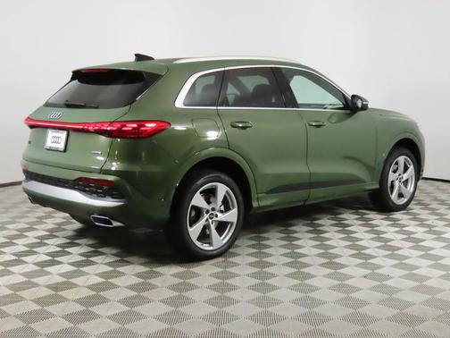 2025 Audi Q5 Premium Plus TFSI quattro S tronic