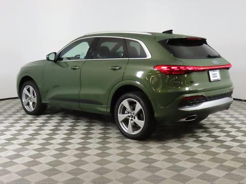 2025 Audi Q5 Premium Plus TFSI quattro S tronic