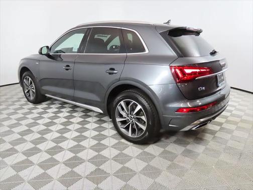 2022 Audi Q5 Premium 45 TFSI S line quattro S tronic