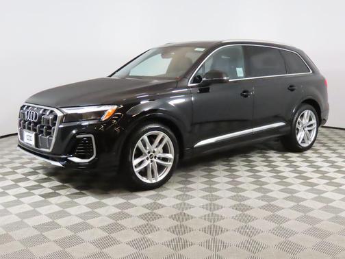 2025 Audi Q7 55 Premium Plus