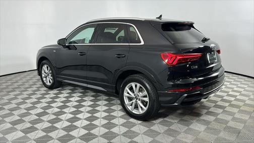 2022 Audi Q3 Premium 45 TFSI S line quattro Tiptronic