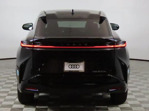 2025 Lexus RZ 300e Premium