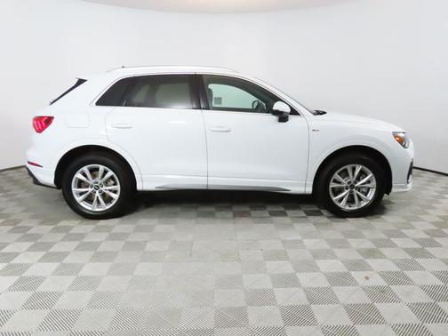 2025 Audi Q3 45 S line Premium Plus