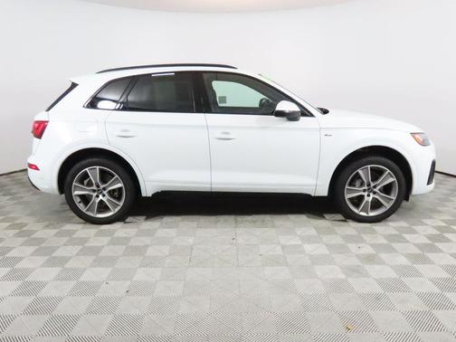 2025 Audi Q5 45 S line Premium