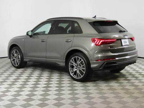 2025 Audi Q3 45 S line Premium Plus