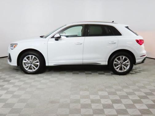 2025 Audi Q3 45 S line Premium Plus