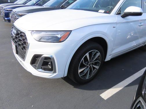 2023 Audi Q5 45 S line Premium Plus