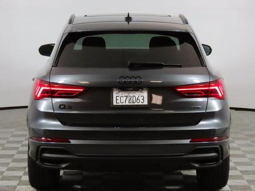 2025 Audi Q3 45 S line Premium Plus