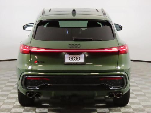 2025 Audi SQ5 3.0T Prestige