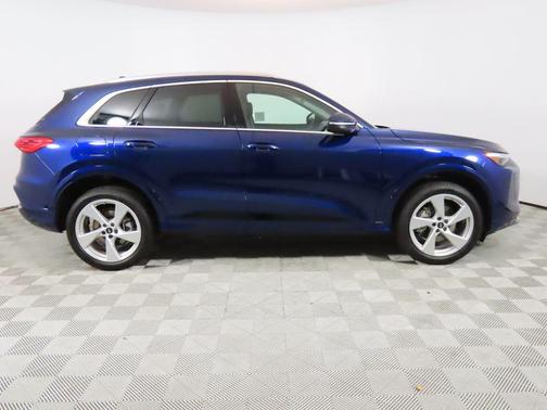 2025 Audi Q5 Premium Plus TFSI quattro S tronic