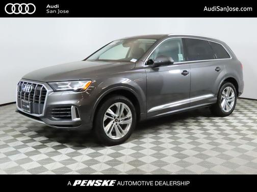 2022 Audi Q7 55 Premium Plus