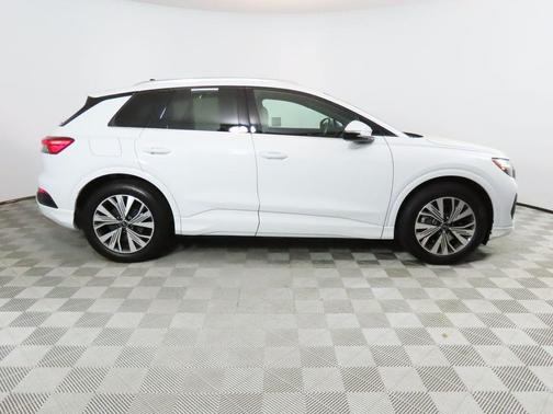 2023 Audi Q4 e-tron Premium Plus 40 RWD