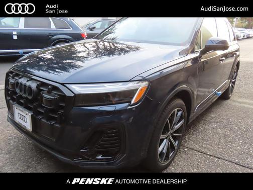 2025 Audi Q7 45 Premium Plus