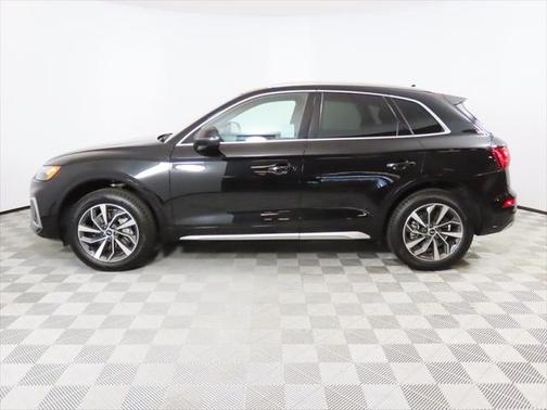 2022 Audi Q5 Premium 45 TFSI S line quattro S tronic