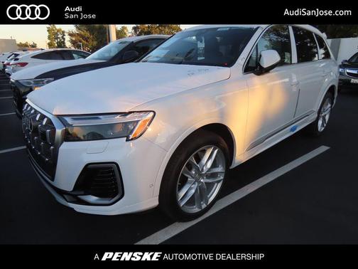 2025 Audi Q7 55 Premium Plus