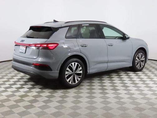 2025 Audi Q4 e-tron Premium 45 RWD