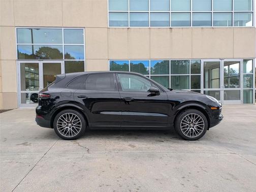 2020 Porsche Cayenne Cayenne