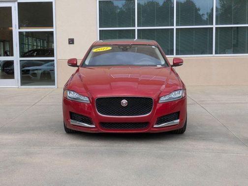 2017 Jaguar XF 35t Prestige