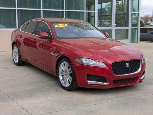 2017 Jaguar XF 35t Prestige
