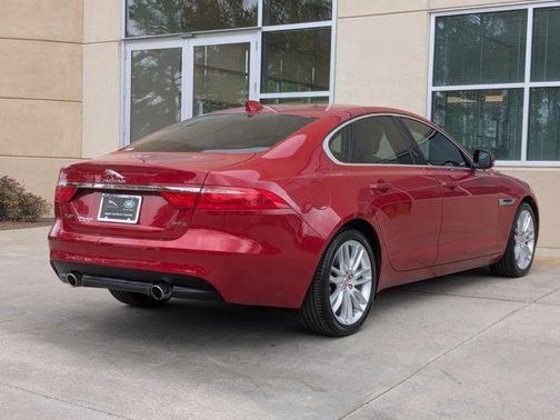 2017 Jaguar XF 35t Prestige