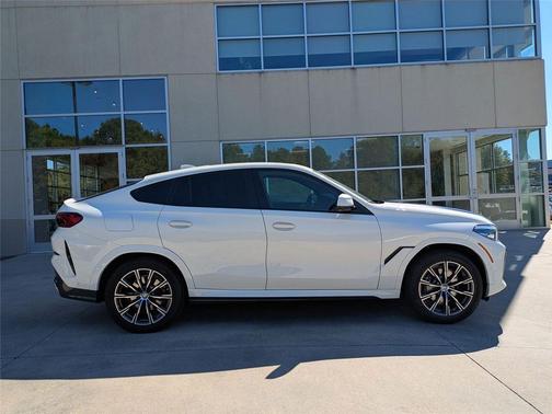 2021 BMW X6 xDrive40i