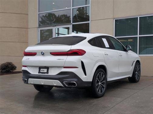 2021 BMW X6 xDrive40i