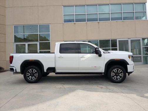 2021 GMC Sierra 2500 AT4