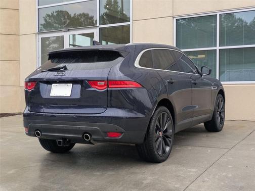2019 Jaguar F-PACE 30t Portfolio