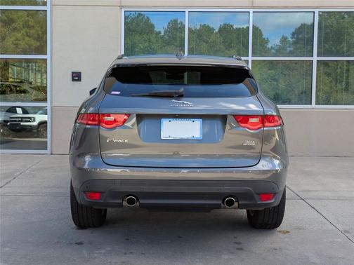 2019 Jaguar F-PACE 30t Prestige