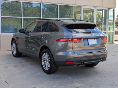 2019 Jaguar F-PACE 30t Prestige