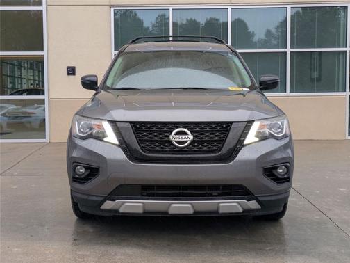 2019 Nissan Pathfinder SV