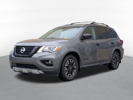 2019 Nissan Pathfinder SV