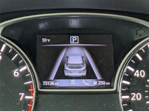 2019 Nissan Pathfinder SV