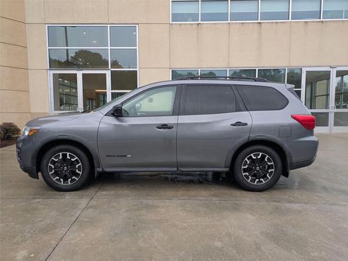 2019 Nissan Pathfinder SV