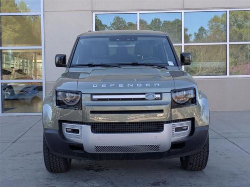 2025 Land Rover Defender 90 P300 S