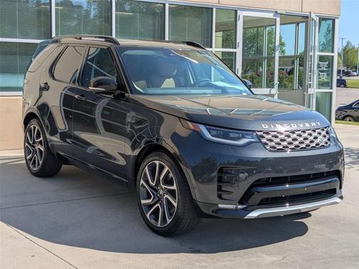 2025 Land Rover Discovery P360 Metropolitan Edition