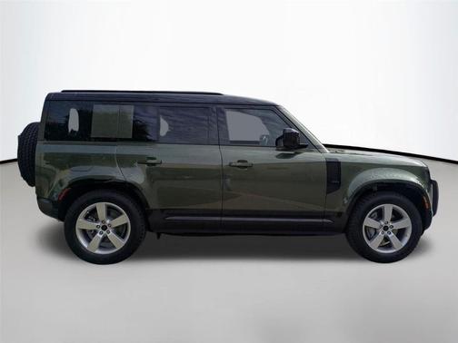 Woolstone Green Metallic 2026 Land Rover Defender P400 X-Dynamic SE