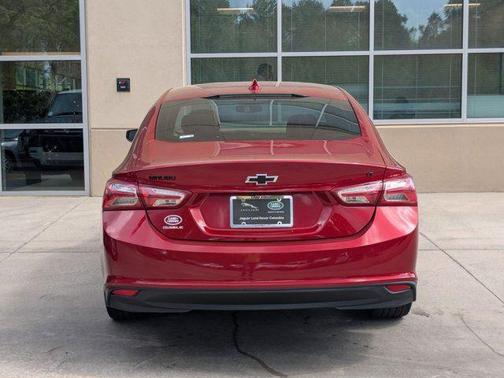 2021 Chevrolet Malibu FWD LT