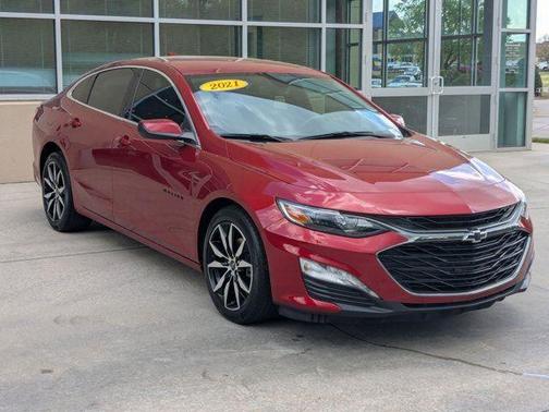 2021 Chevrolet Malibu FWD LT