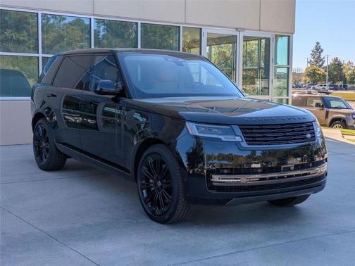 2025 Land Rover Range Rover P530 SE 7 Seat