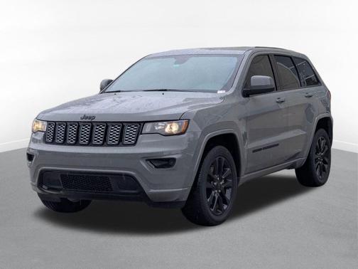2022 Jeep Grand Cherokee Laredo