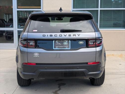 2022 Land Rover Discovery Sport SE