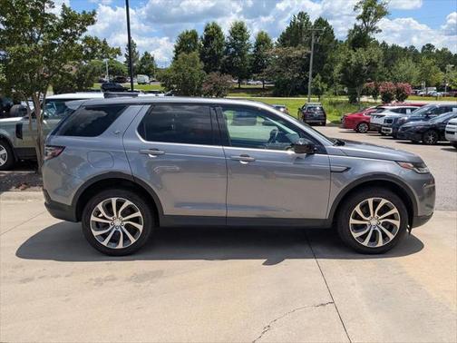 2022 Land Rover Discovery Sport SE