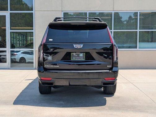 2022 Cadillac Escalade Sport